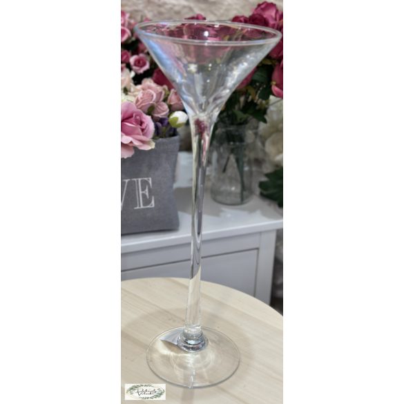 Martinis váza 40*15 cm bérelhető 2000 Ft/db